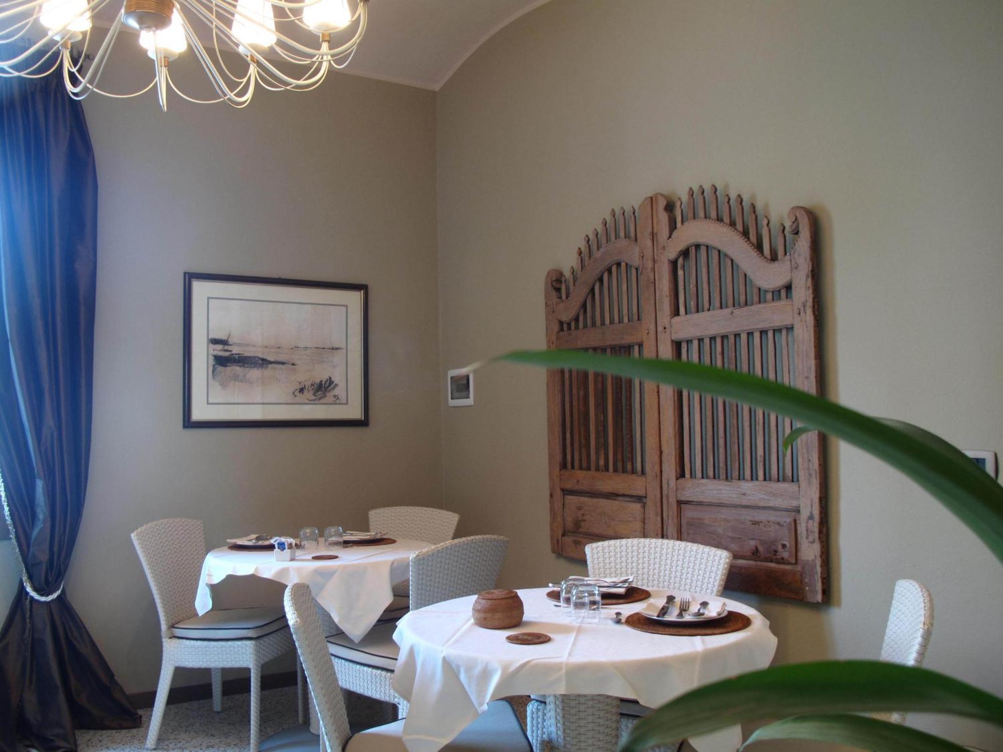 Hotel Locanda Stendhal Colorno Bagian luar foto