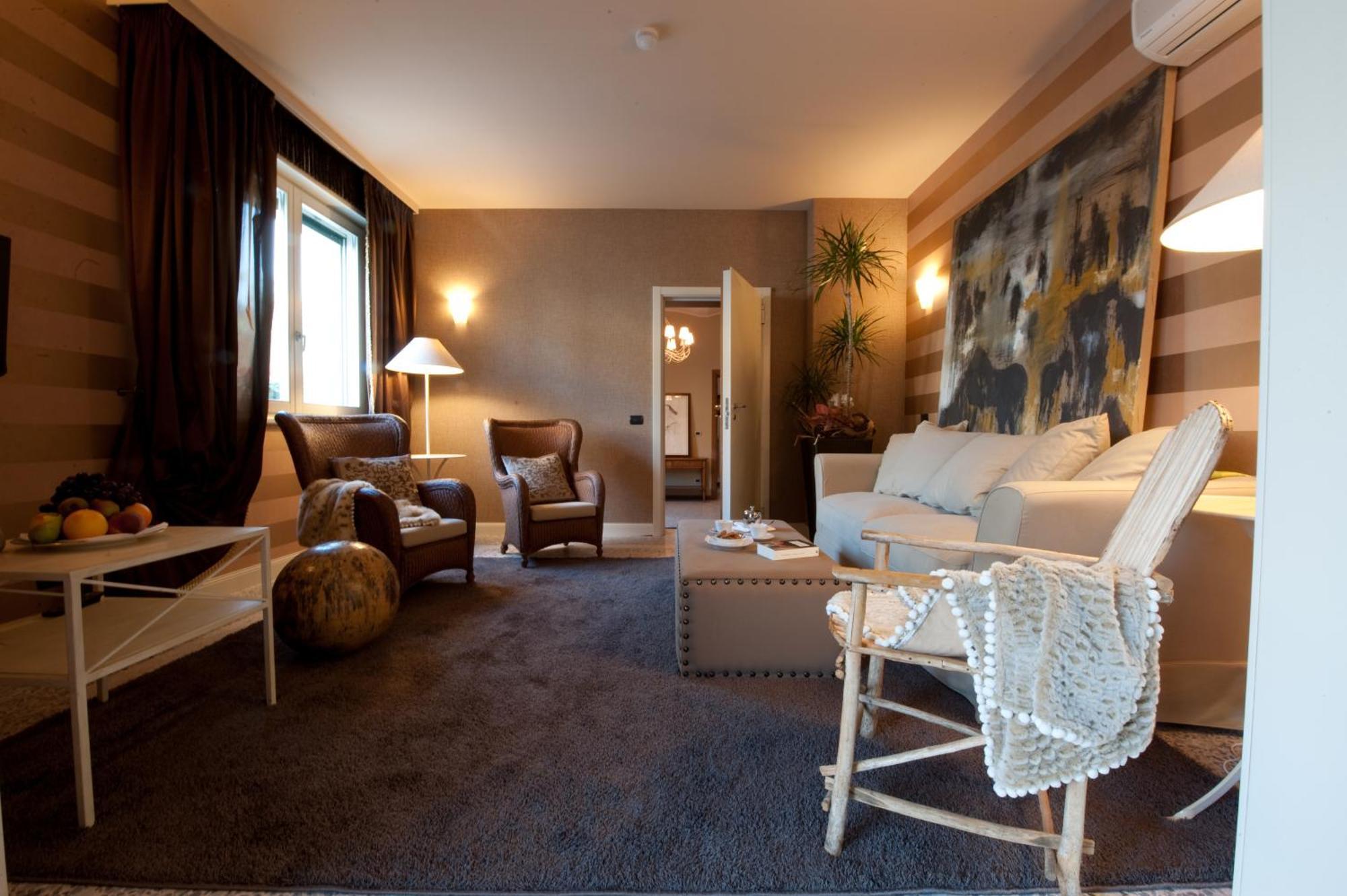 Hotel Locanda Stendhal Colorno Bagian luar foto